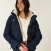 Allwetter-Daunenjacke mit Kunstfellfutter Allwetter-Daunenjacke mit Kunstfellfutter