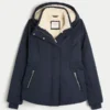 Allwetterjacke mit Kunstfellfutter