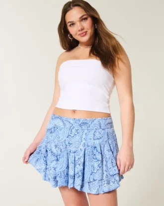 Asymmetrischer Saum, gestufter Minirock