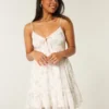 Asymmetrisches Chiffon-Minikleid Asymmetrisches Chiffon-Minikleid