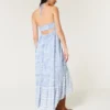 Asymmetrisches Maxikleid mit Neckholder Asymmetrisches Maxikleid mit Neckholder