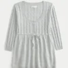 Babydoll-Pullover mit Zopfmuster Babydoll-Pullover mit Zopfmuster