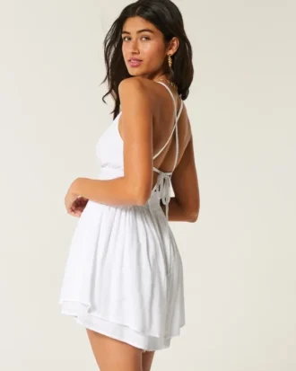 Babydoll-Strampler mit offenem Rücken