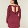 Babydoll-Strickminikleid mit Bindeband