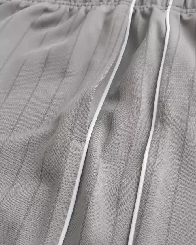 Baggy-Fußballhose