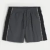 Baggy-Fußballshorts, mittellang