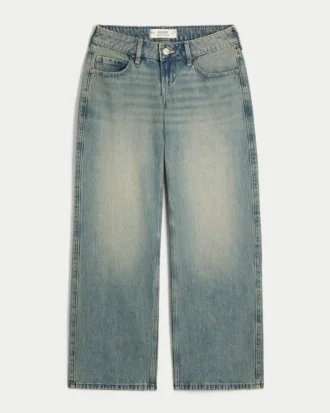 Baggy-Jeans mit extrem niedriger Leibhöhe und mittlerer Waschung