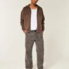 Baggy-Jeans mit Leopardenmuster Baggy-Jeans mit Leopardenmuster