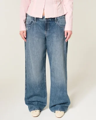 Baggy-Jeans mit niedriger Leibhöhe, dunkler Waschung und Blumenstickerei