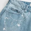 Baggy-Jeans mit niedriger Leibhöhe, heller Waschung und Kettenstickerei Baggy-Jeans mit niedriger Leibhöhe, heller Waschung und Kettenstickerei
