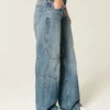 Baggy-Jeans mit niedriger Leibhöhe, mittlerer Waschung und Stern-Grafik Baggy-Jeans mit niedriger Leibhöhe, mittlerer Waschung und Stern-Grafik