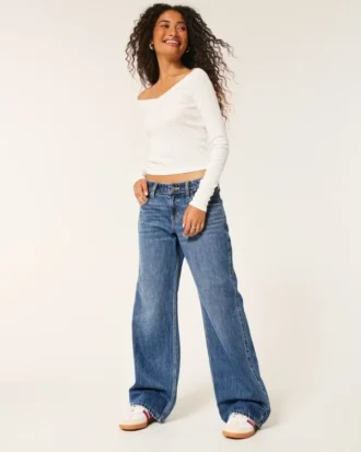 Baggy-Jeans mit niedriger Leibhöhe und dunkler Waschung