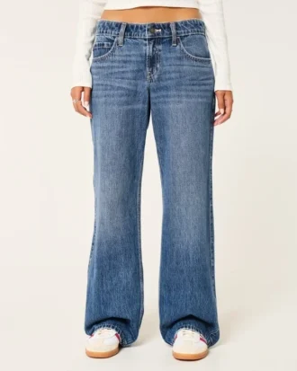 Baggy-Jeans mit niedriger Leibhöhe und dunkler Waschung