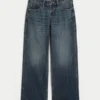 Baggy-Jeans mit niedriger Leibhöhe und dunkler Waschung Baggy-Jeans mit niedriger Leibhöhe und dunkler Waschung