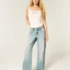 Baggy-Jeans mit niedriger Leibhöhe und heller Waschung Baggy-Jeans mit niedriger Leibhöhe und heller Waschung