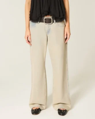 Baggy-Jeans mit niedriger Leibhöhe und heller Waschung