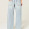 Baggy-Jeans mit niedriger Leibhöhe und heller Waschung Baggy-Jeans mit niedriger Leibhöhe und heller Waschung