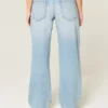 Baggy-Jeans mit niedriger Leibhöhe und heller Waschung Baggy-Jeans mit niedriger Leibhöhe und heller Waschung