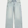 Baggy-Jeans mit niedriger Leibhöhe und heller Waschung Baggy-Jeans mit niedriger Leibhöhe und heller Waschung