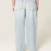 Baggy-Jeans mit niedriger Leibhöhe und Rissen in heller Waschung Baggy-Jeans mit niedriger Leibhöhe und Rissen in heller Waschung