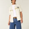 Baggy-Jeansshorts in mittlerer Waschung Baggy-Jeansshorts in mittlerer Waschung