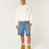 Baggy-Jeansshorts in mittlerer Waschung Baggy-Jeansshorts in mittlerer Waschung
