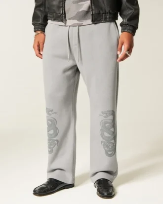 Baggy-Sweathose mit doppeltem Schlangenprint