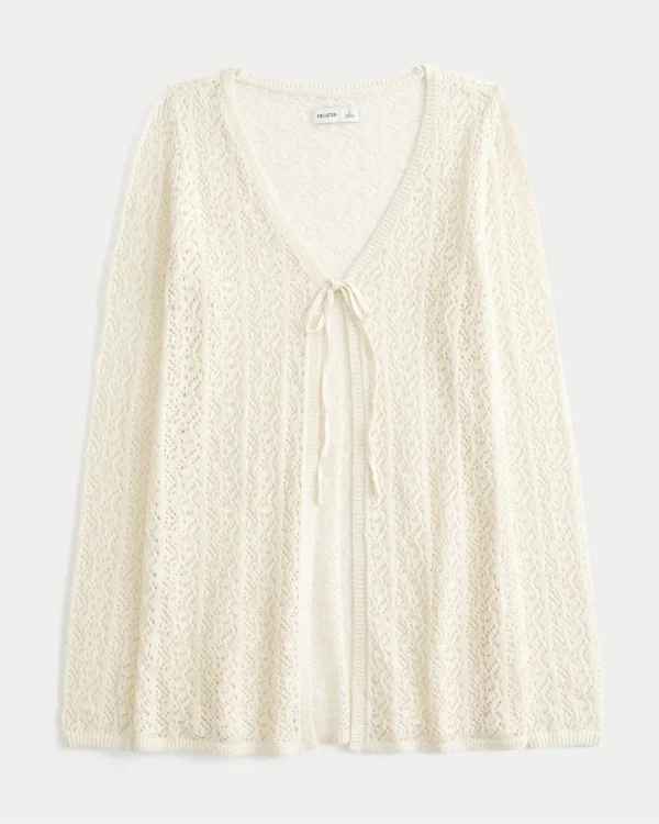 Bequeme, langärmelige Strandjacke mit Bindeband vorne Bequeme, langärmelige Strandjacke mit Bindeband vorne