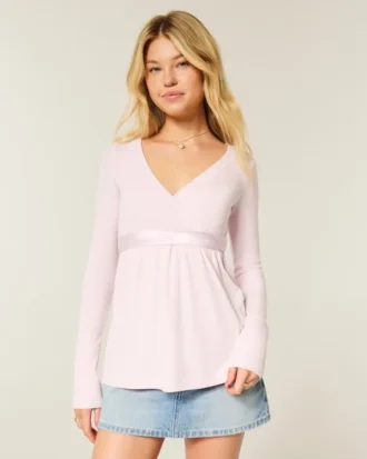 Bequemes langärmeliges Babydoll-Oberteil mit Wickelausschnitt