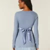 Bequemes langärmeliges Babydoll-Oberteil mit Wickelausschnitt Bequemes langärmeliges Babydoll-Oberteil mit Wickelausschnitt