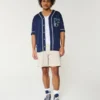 Über dem Knie endende Twill-Shorts zum Hineinschlüpfen Über dem Knie endende Twill-Shorts zum Hineinschlüpfen