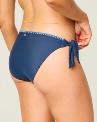 Bikini-Höschen mit seitlichen Bändern