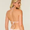 Bikini-Oberteil im Crochet-Stil mit Pailletten Bikini-Oberteil im Crochet-Stil mit Pailletten
