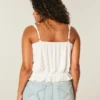 Bluse mit leicht zu schnürender Taille Bluse mit leicht zu schnürender Taille