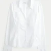Bluse mit Spitzenbesatz und Knopfleiste