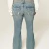 Bootcut-Jeans mit niedriger Leibhöhe, Butterfly-Stickerei und mittlerer Waschung Bootcut-Jeans mit niedriger Leibhöhe, Butterfly-Stickerei und mittlerer Waschung