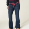 Bootcut-Jeans mit niedriger Leibhöhe, dunkler Waschung und roter Kordel im Bund