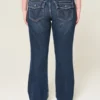 Bootcut-Jeans mit niedriger Leibhöhe und dunkler Waschung Bootcut-Jeans mit niedriger Leibhöhe und dunkler Waschung