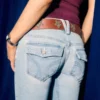 Bootcut-Jeans mit niedriger Leibhöhe und heller Waschung Bootcut-Jeans mit niedriger Leibhöhe und heller Waschung