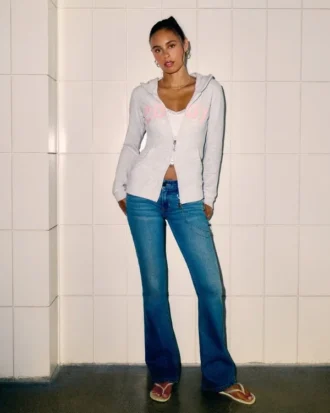 Bootcut-Jeans mit niedriger Leibhöhe und mittlerer Waschung