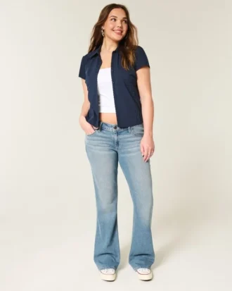 Bootcut-Jeans mit niedriger Leibhöhe und mittlerer Waschung