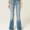 Bootcut-Jeans mit niedriger Leibhöhe und mittlerer Waschung im Used-Look