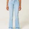 Bootcut-Jeans mit niedriger Leibhöhe und Sternstickerei Bootcut-Jeans mit niedriger Leibhöhe und Sternstickerei