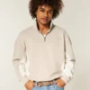 Boxy Logo Sweatshirt mit Viertelreißverschluss Boxy Logo Sweatshirt mit Viertelreißverschluss