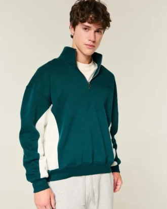 Boxy Logo Sweatshirt mit Viertelreißverschluss