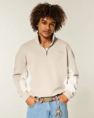 Boxy Logo Sweatshirt mit Viertelreißverschluss