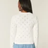 Cardigan mit Ösen und Rundhalsausschnitt Cardigan mit Ösen und Rundhalsausschnitt