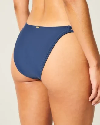 Cheeky-Bikini-Höschen mit doppelten Trägern und Perlenverzierung
