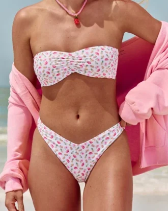 Cheeky-Bikini-Höschen mit hohem Beinausschnitt