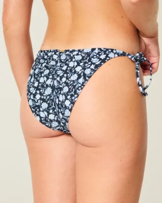 Cheeky-Bikiniunterteil mit seitlichen Bändern im Häkelstil